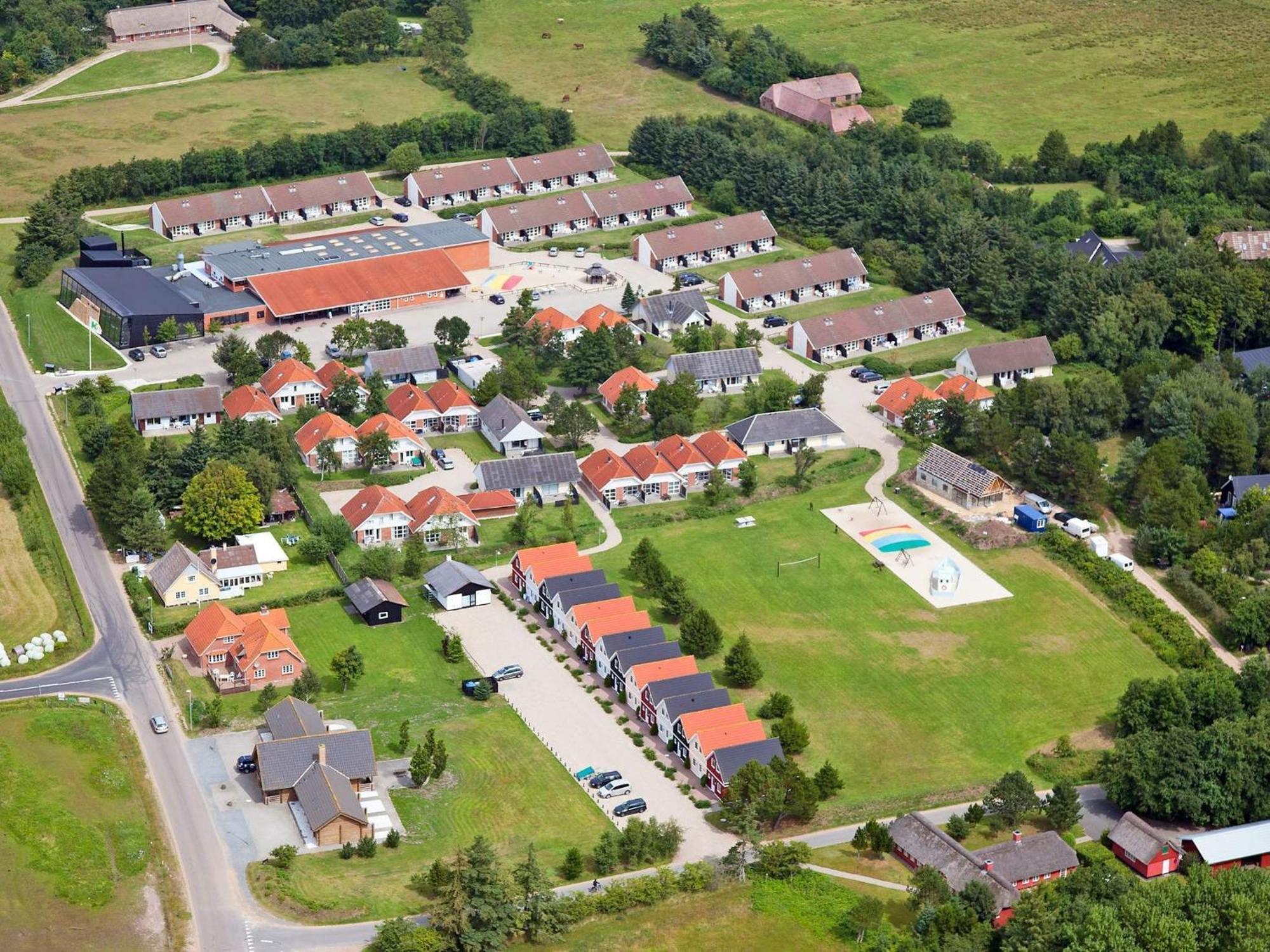 10 Person Holiday Home On A Holiday Park Blavand Exterior photo