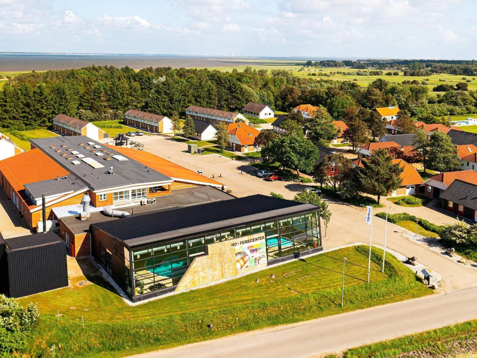 10 Person Holiday Home On A Holiday Park Blavand Exterior photo